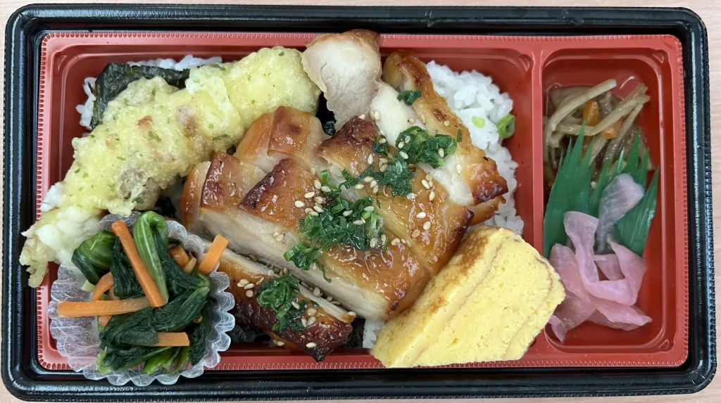 海鮮塩鶏もも焼きのり弁当